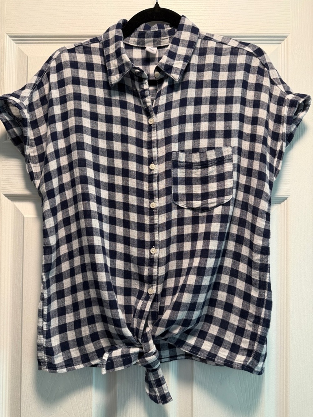 Old Navy Navy and White Gingham Button-Front Tie Hem Top
